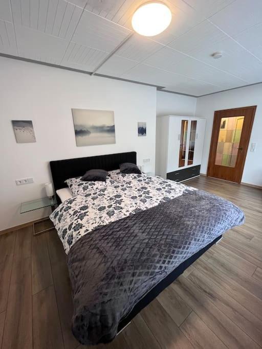 Modern Und Rustikal Mit Kamin Ferienwohnung Kohlert Bad Berleburg Exterior photo